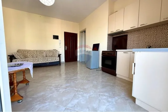 Tirane, shitet apartament 1+1+Ballkon , 81 m² 110.500 € 