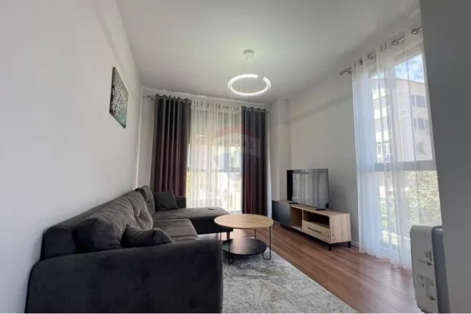 Tirane, shitet apartament 2+1+Ballkon , 110 m² 195.000 € 