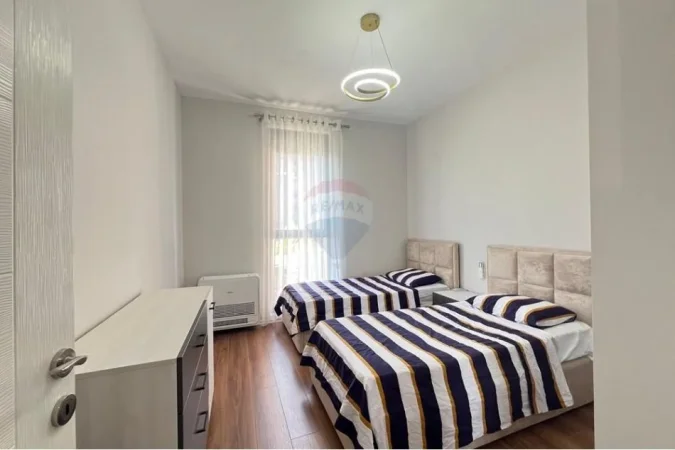 Tirane, shitet apartament 2+1+Ballkon , 110 m² 195.000 € 