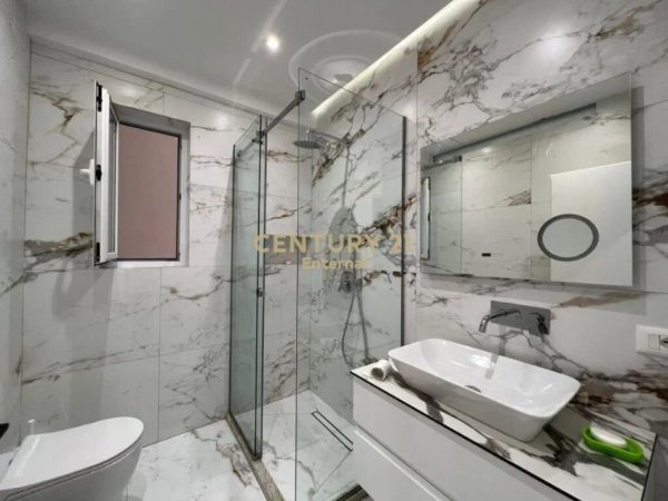 Tirane, jepet me qera apartament 2+1 Kati 3, 120 m² 800 € (Kodra e Diellit)