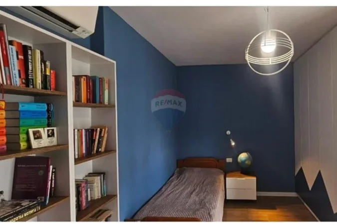 Tirane, jepet me qera apartament 2+1 Kati 6, 105 m² 700 € (Fiori Di Bosco)