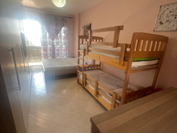 Tirane, shitet apartament 1+1+Ballkon Kati 8, 66 m² 105.000 € 