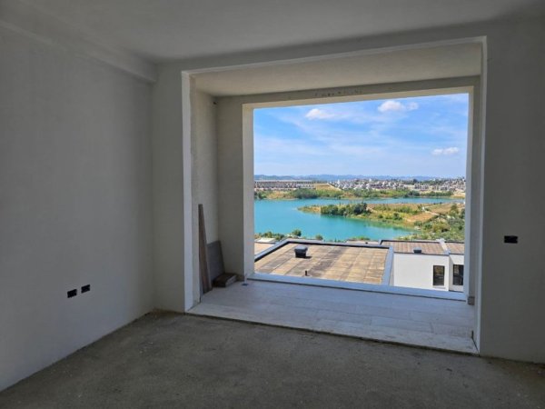 Tirane, shes apartament 2+1 Kati 3, 112 m² 224.000 € (Liqeni i Farkes)