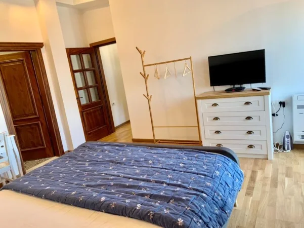 Tirane, shitet apartament+verande | Penthouse 2+1+Ballkon Kati 9, 144 m² 300.000 € 