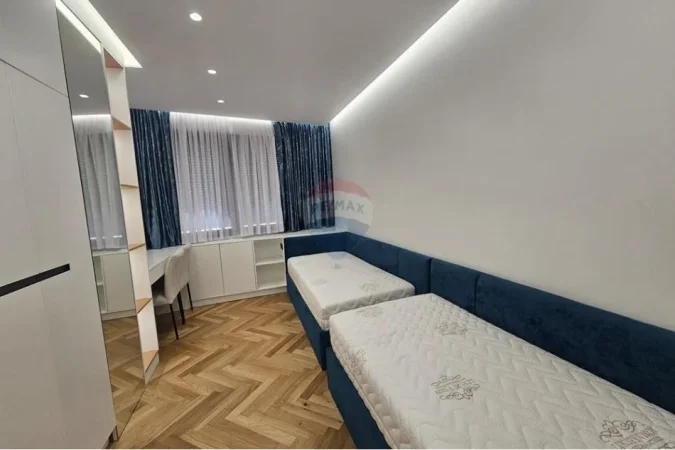 Tirane, jepet me qera apartament 2+1 , 120 m² 700 € (Astir)