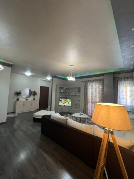 Tirane, shitet apartament 2+1 Kati 3, 119 m² 290.000 € (Delijorgji)