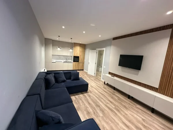 Tirane, jepet me qera apartament 2+1 Kati 4, 90 m² 800 € 