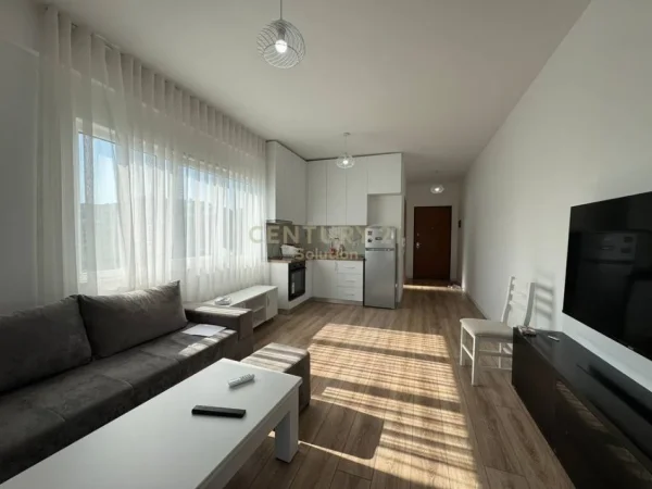 Tirane, jepet me qera apartament 2+1 Kati 4, 94 m²