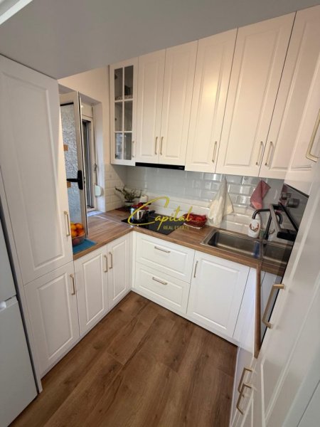 Tirane, shitet apartament 2+1 Kati 3, 81 m² 155.000 € (BRRYLI)
