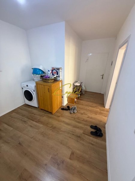 Tirane, shitet apartament 2+1 Kati 3, 81 m² 155.000 € (BRRYLI)