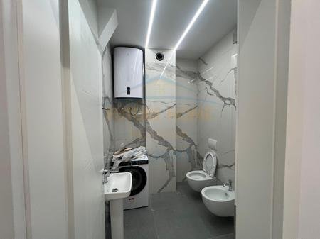 Tirane, jepet me qera apartament 2+1 Kati 5, 105 m² 1.200 € 