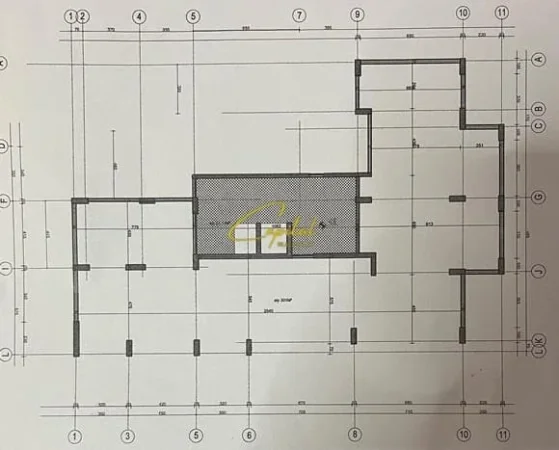 Tirane, jepet me qera ambjent biznesi Kati -1, 301 m² 1.200 € (YZBERISHT)