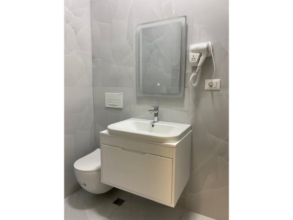 Tirane, shitet garsonier Kati 3, 32 m² 60.000 €