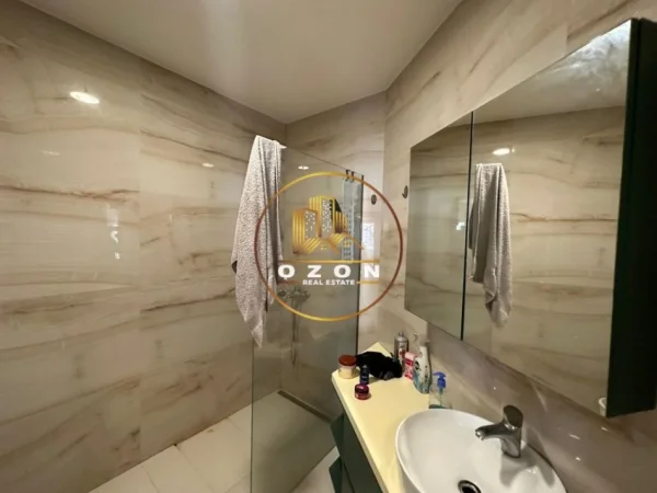 Tirane, jepet me qera apartament 1+1+Ballkon Kati 2, 80 m² 500 € (Rezidenca Kodra e Diellit 2)