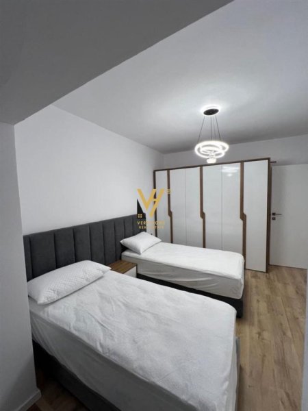 Tirane, jepet me qera apartament 2+1+Ballkon Kati 0, 83 m² 850 € (RRUGA E KAVAJES)