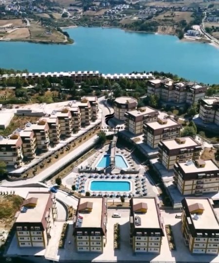 Tirane, jepet me qera apartament 2+1 Kati 1, 100 m² 1.000 € (LIQENI FARKES)