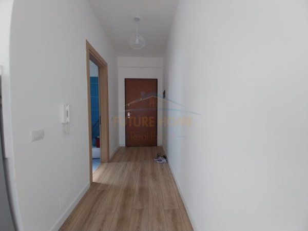 Tirane, jepet me qera apartament 2+1 Kati 3, 88 m² 700 € (LIQENI I THATE)