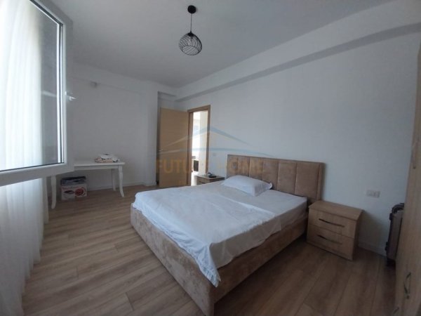 Tirane, jepet me qera apartament 2+1 Kati 3, 88 m² 700 € (LIQENI I THATE)