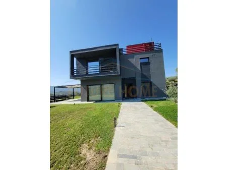 Tirane, shitet apartament 2 Katshe Kati 2, 450 m² 800.000 € (Daias)