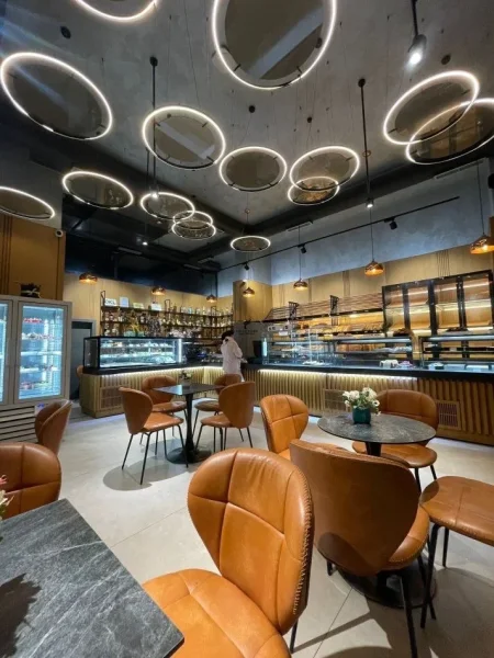 Tirane, jepet me qera ambjent biznesi Kati 0, 120 m² 2.200 € (PRANE UET)