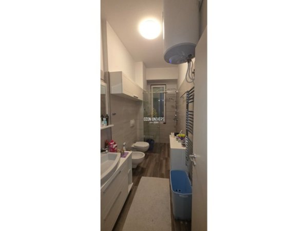 Tirane, jepet me qera apartament 1+1+Ballkon Kati 2, 70 m² 550 € (Kompleksi Kontakt, 21 Djetori)
