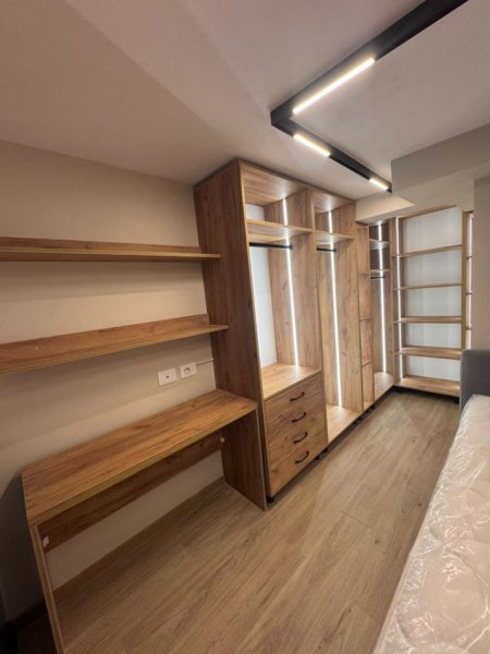 Tirane, jepet me qera apartament 1+1 Kati 2, 65 m² 520 € (Spitali Amerikan)