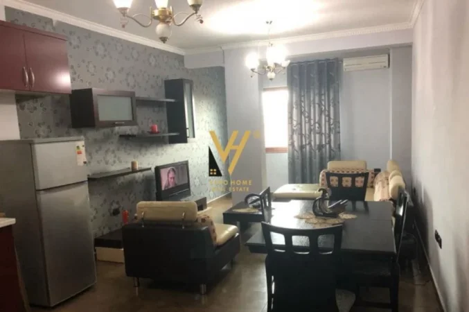 Tirane, jepet me qera apartament 2+1+Ballkon Kati 5, 95 m² 650 € (MEDRESEJA)
