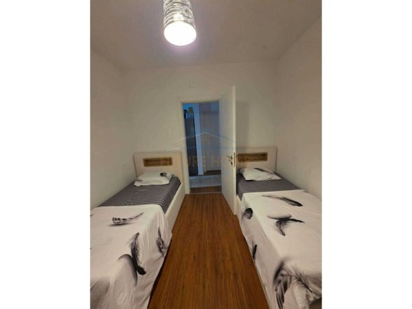 Tirane, jepet me qera apartament 2+1 Kati 2, 93 m² 750 € (Don Bosco)