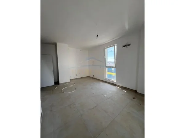Tirane, shitet apartament 1+1 Kati 7, 71 m² 78.133 € 