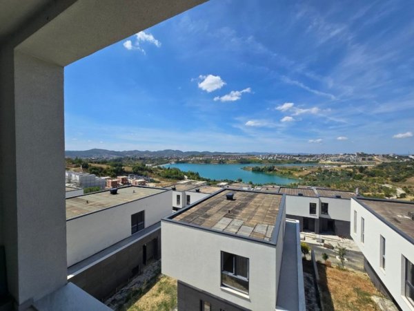 Tirane, shitet apartament 2+1+Ballkon Kati 3, 112 m² 224.000 € 