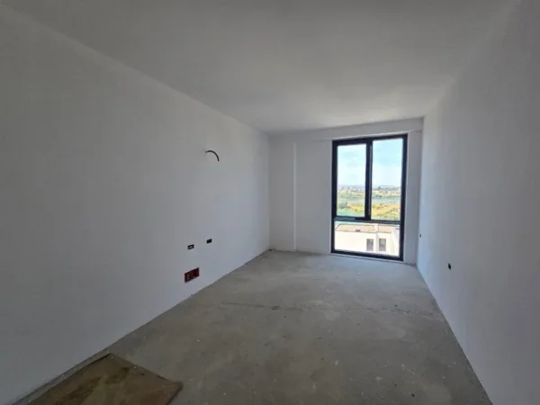 Tirane, shitet apartament 2+1+Ballkon Kati 3, 112 m² 224.000 € 
