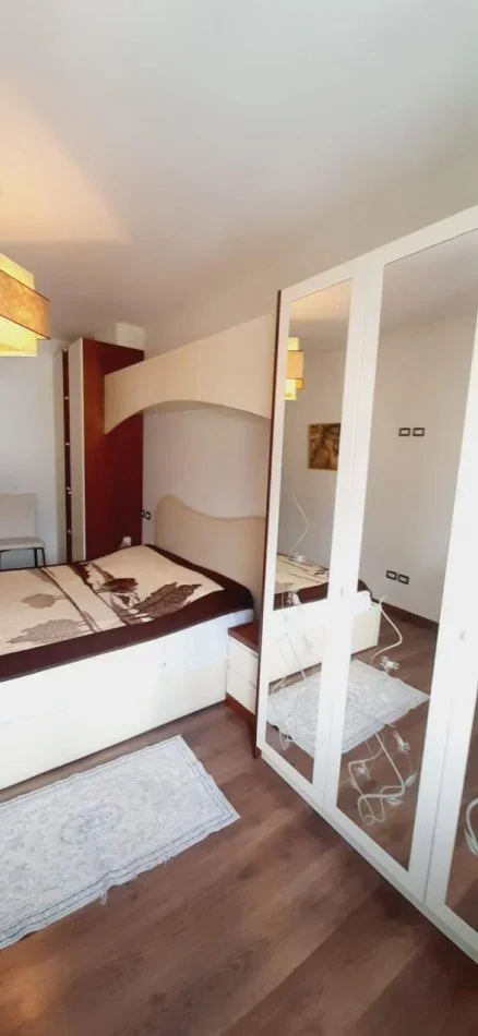 Tirane, shitet apartament 2+1 Kati 8, 88 m² 132.000 € (Fabrika e Miellit)