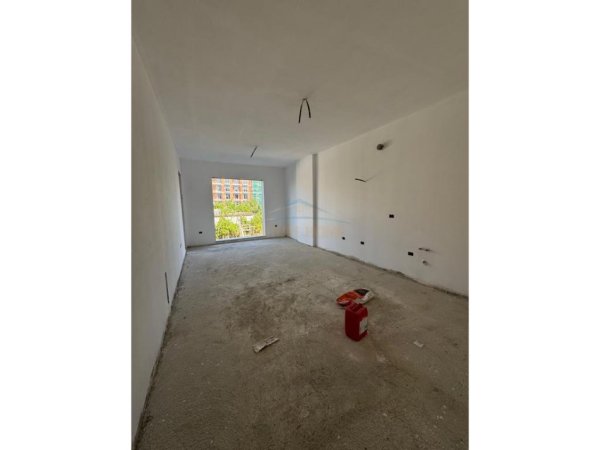Tirane, shitet apartament 1+1 Kati 1, 72 m² 57.720 € 