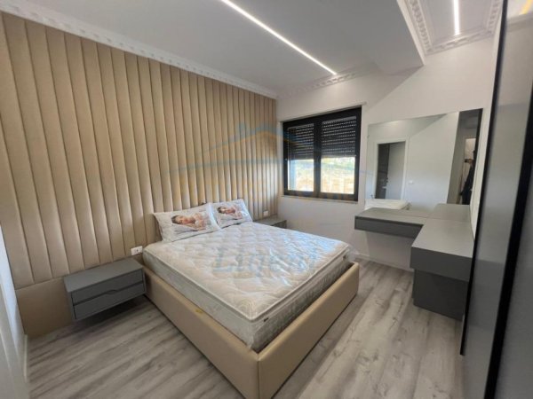 0683487469 Tirane, jepet me qera apartament 2+1 Kati 1, 100 m² (Liqeni i Thate , Tek Lul Morina)