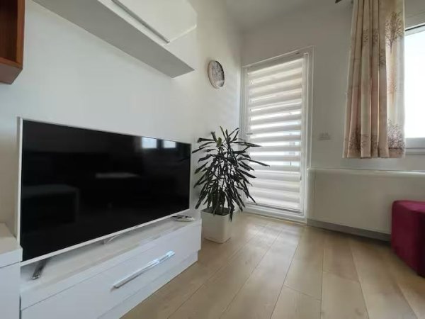 Tirane, jepet me qera apartament 2+1 Kati 3, 800 € (LIQENI I THATE)