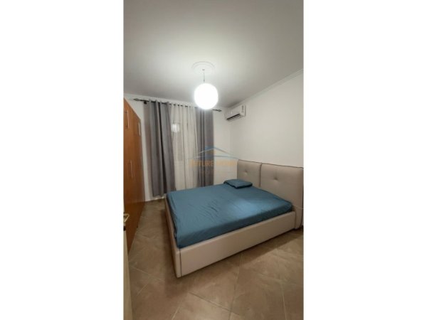 0683487469 Tirane, jepet me qera apartament 2+1 Kati 6, 93 m² 900 € (Zogu i I , Rruga Hamdi Shijaku)