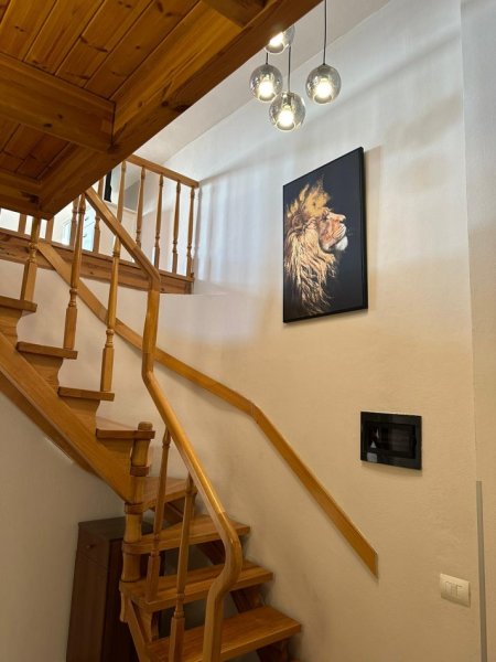 Tirane, jepet me qera apartament duplex 2+1 Kati 6, 89 m² 550 € (Fizika Berthamore, Fresk)