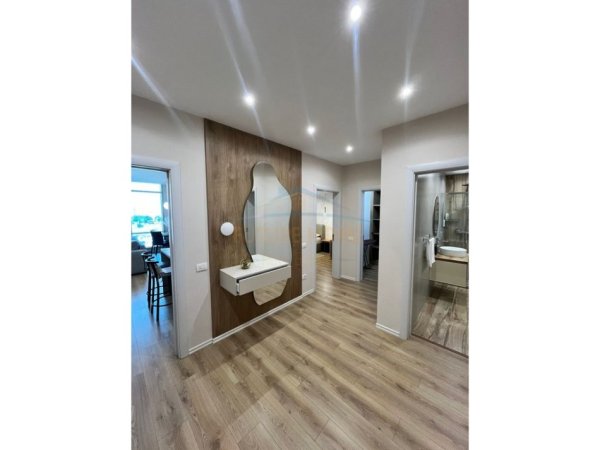 Durres, shitet apartament 1+1+Aneks+Ballkon Kati 11, 95 m² 290.000 € (Vollga)