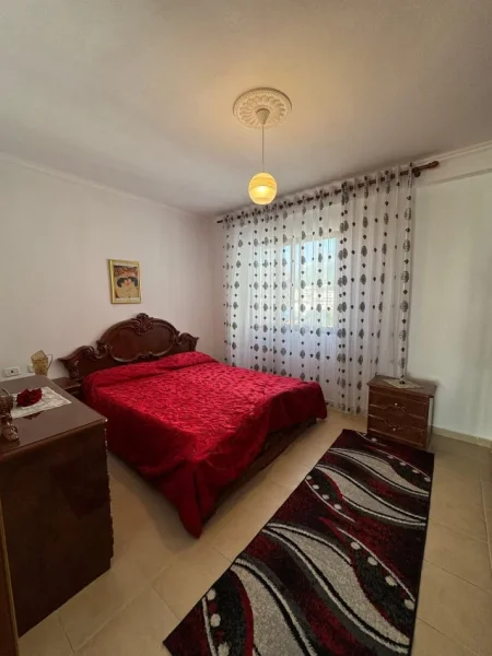 Tirane, shitet apartament 2+1+Ballkon Kati 4, 82 m² 129.000 € (RESTORANT FRESKU, FRESK)
