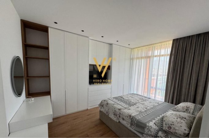 Tirane, jepet me qera apartament 1+1+Ballkon Kati 6, 76 m² 700 € (BULEVARDI I RI)