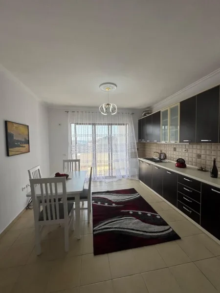 Tirane, shitet apartament 2+1 Kati 4, 96 m² 129.000 € (FRESK)