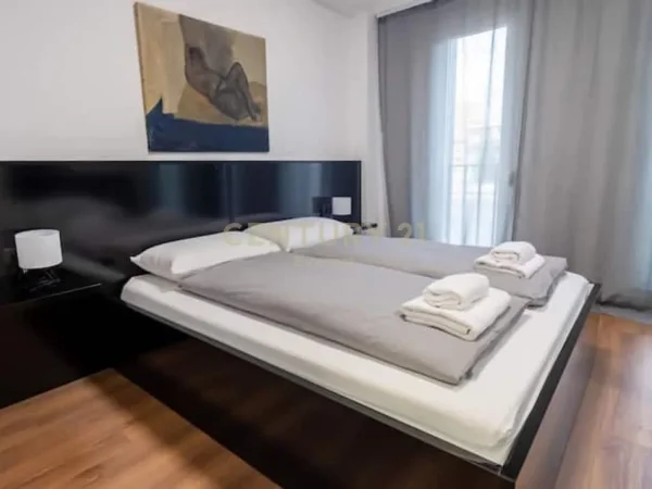 Tirane, shitet apartament 1+1 Kati 3, 60 m² 185.000 € (21 Dhjetori)