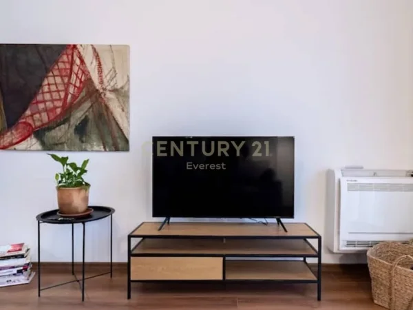 Tirane, shitet apartament 1+1 Kati 3, 60 m² 185.000 € (21 Dhjetori)