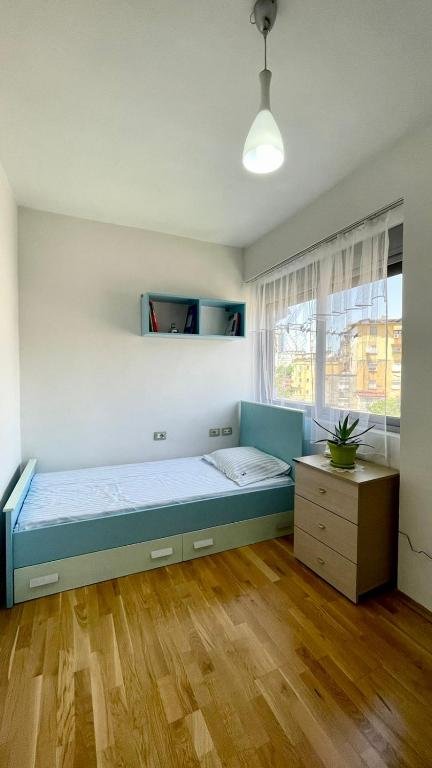 Tirane, jepet me qera nga Pronari, pa-komision apartament 2+1+Ballkon Kati 3, 60 m² 550 € (Rruga Elbasanit)