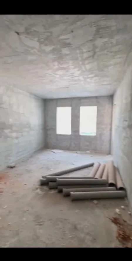 Tirane, shitet apartament 2+1+Ballkon Kati 7, 93 m² 88.000 € (Univers City Okazion 950€/m2)