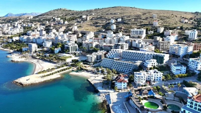 Sarande, shitet apartament 3+1 Kati 3, 116 m² 200.000 € (SARANDE)