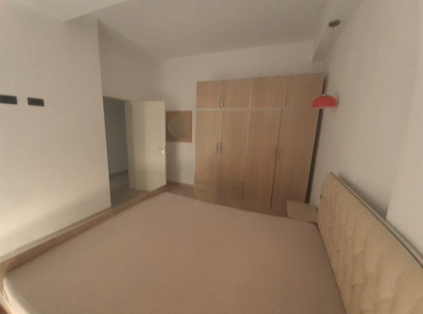 Tirane, shes apartament 1+1+Ballkon Kati 1, 70 m² 74.500 € (Fresku)