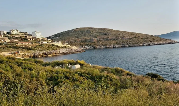 Sarande, shes truall , 340 m² (Sarandë, Berdenesh)