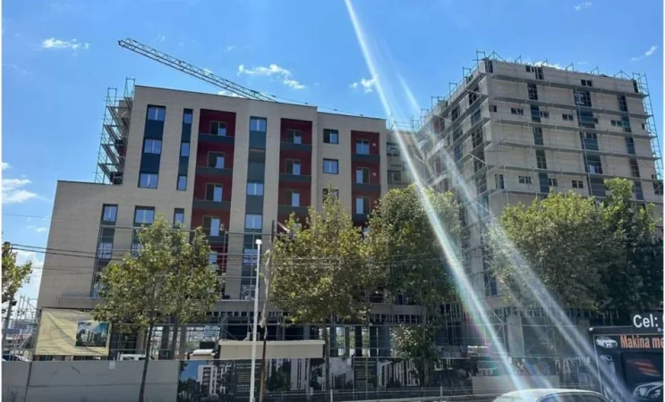 Shitet, Apartament 1+1, Kompleksi Hallaci, Paskuqan.