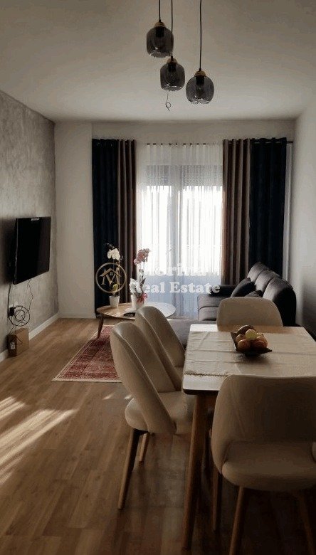 Tirane, jepet me qera apartament 1+1 Kati 9, 74 m² 550 € (Astir)